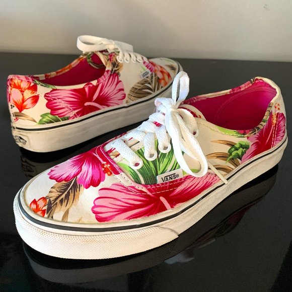 √ Vans Classic Floral Shoes - Picture 1 of 6